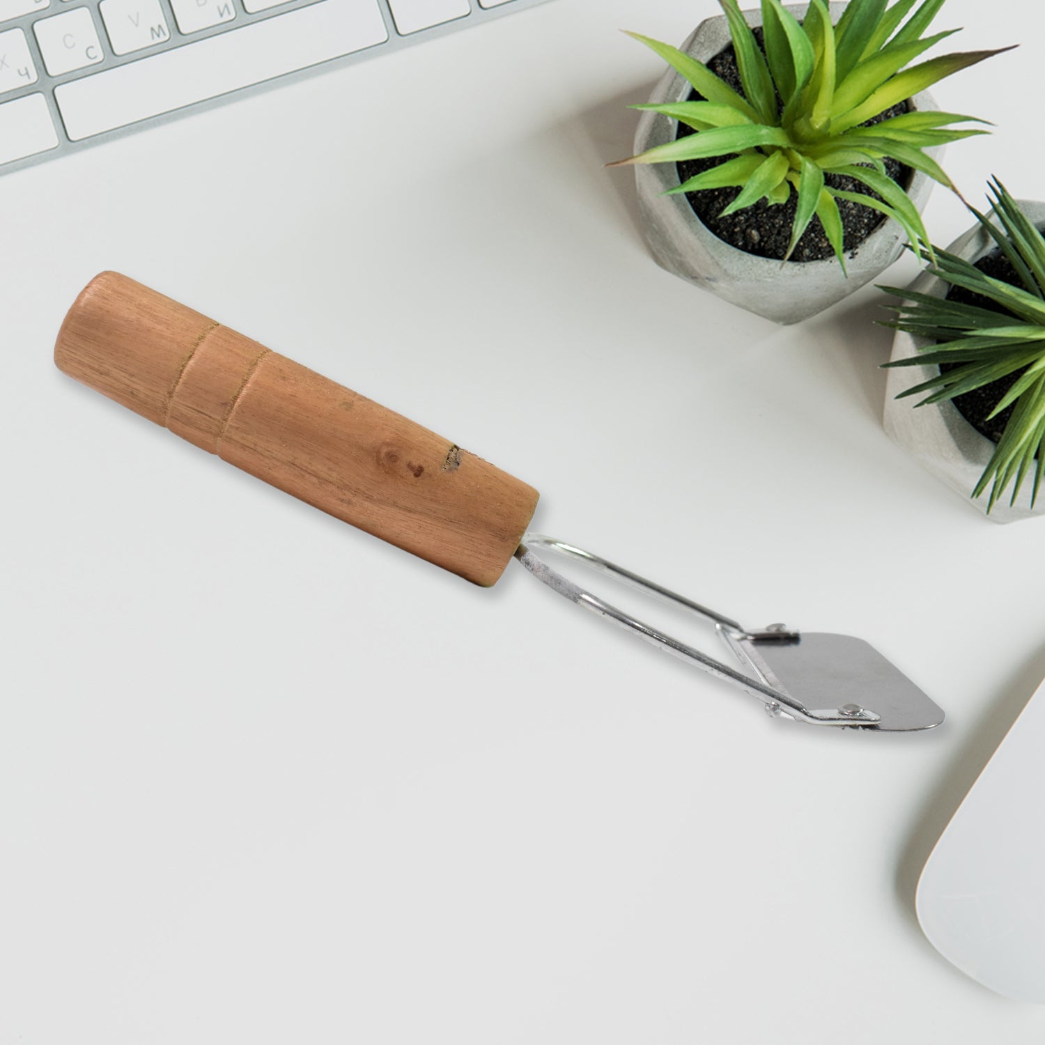 Wooden Handle Metal Vegetable Cutter Peeler Slicer (1 Pc) Wooden Handle Metal Vegetable Cutter Peeler Slicer (1 Pc)